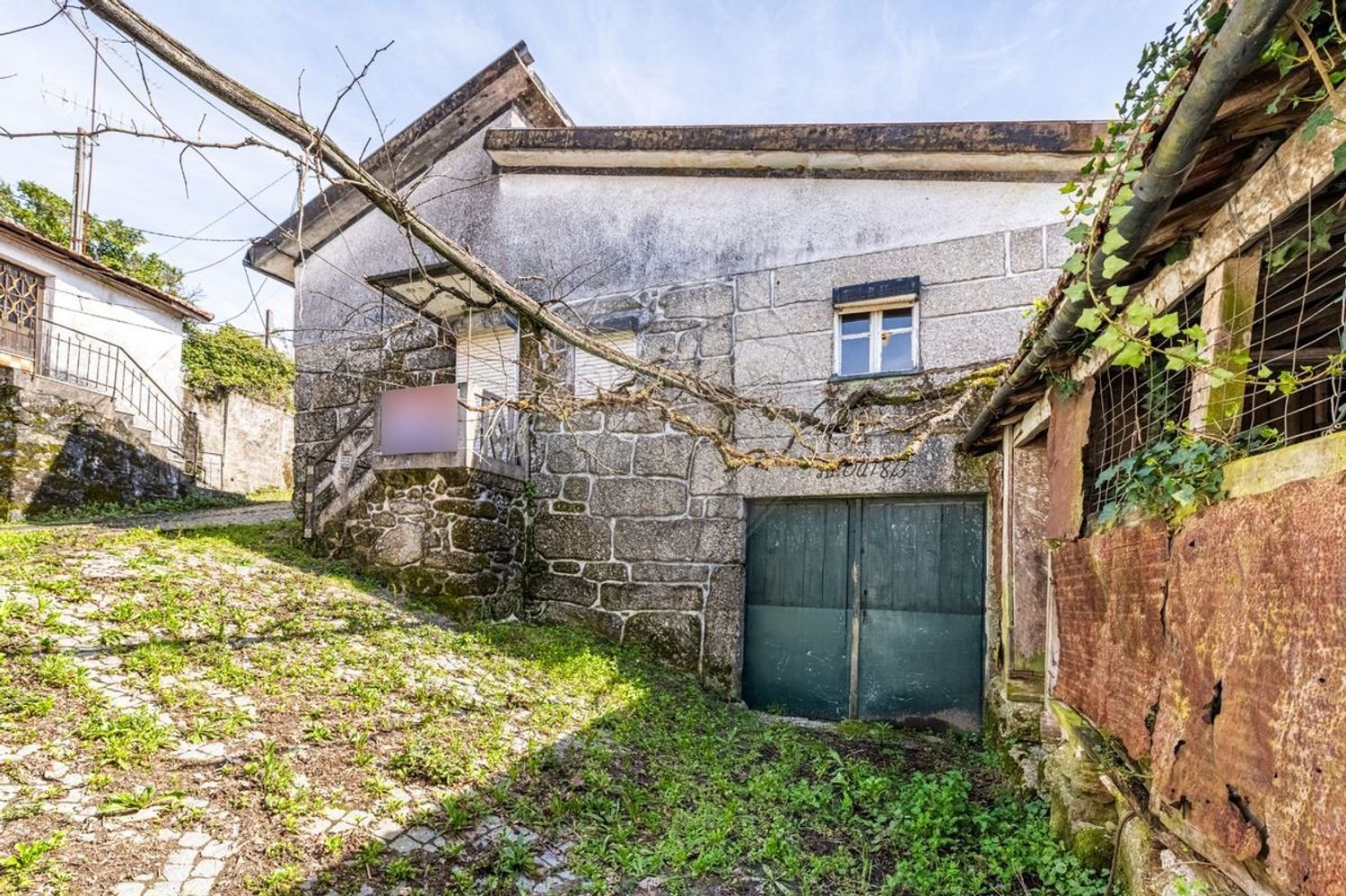 Casa T3 em Póvoa de Lanhoso, Portugal N.º 180237