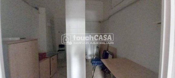 2 rooms Commercial property in Aversa, Italy No. 65257 3