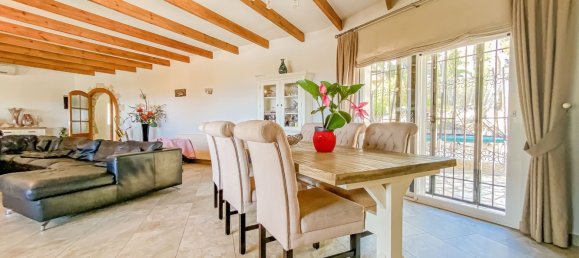 5 bedrooms Villa in Altea, Spain No. 11975 6