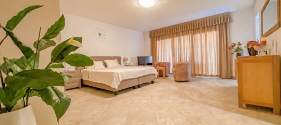 5 bedrooms Villa in Altea, Spain No. 11975 24