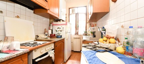 Apartamento de 2 dormitorios en Gargnano, Italy No. 329053 11