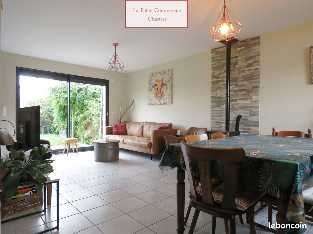 3 Schlafzimmer Haus in Luisant, France, Nr. 214348