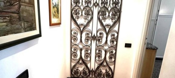 3 rooms Apartment in Genoa, Italy No. 32741 20