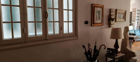 3 rooms Apartment in Genoa, Italy No. 32741 16