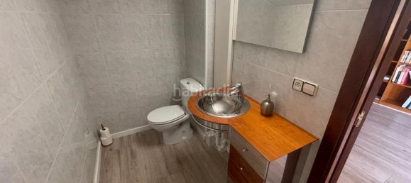 Дуплекс с 3 спальнями в Олот, Испания № 161998 10