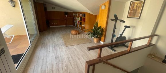 Дуплекс с 3 спальнями в Олот, Испания № 161998 15