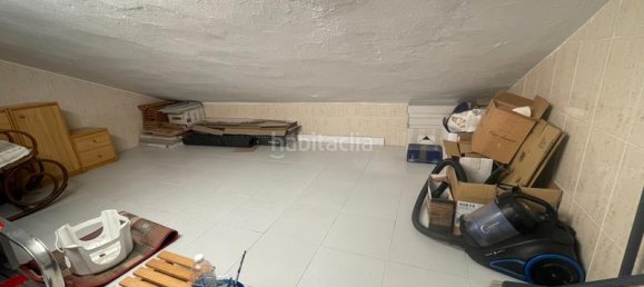 Дуплекс с 3 спальнями в Олот, Испания № 161998 16