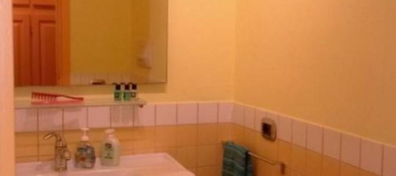 Квартира с 2 комнатами в Кастильоне делла Пеская, Италия № 112583 8