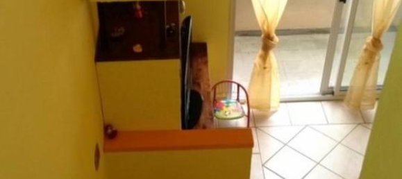 Квартира с 2 комнатами в Кастильоне делла Пеская, Италия № 112583 10