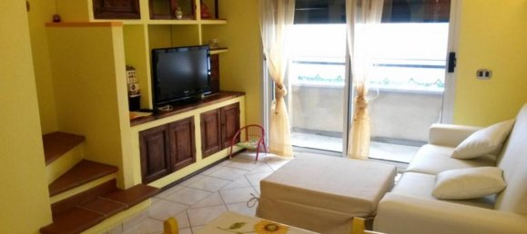 Квартира с 2 комнатами в Кастильоне делла Пеская, Италия № 112583 4