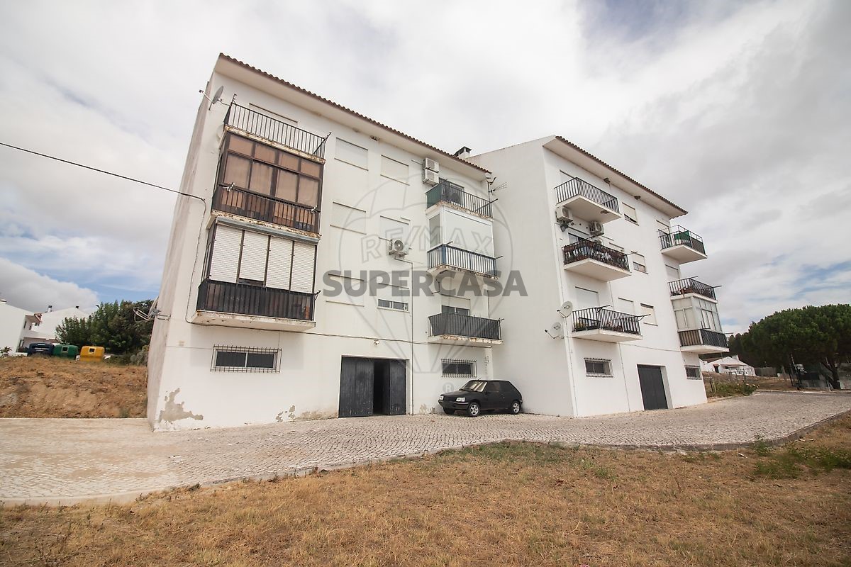 2 bedrooms Apartment in Aveiras de Baixo, Portugal No. 313026