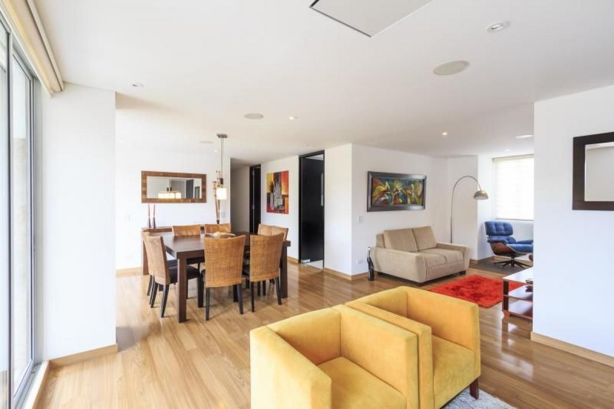 3 bedrooms House in Bogota, Colombia No. 12599