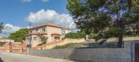5 bedrooms Villa in Calpe, Spain No. 133704 4
