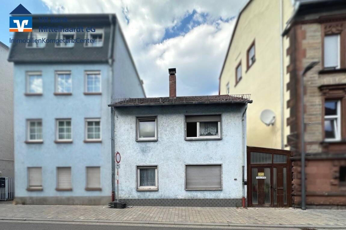 Дом с 5 комнатами в Рейнланд-Пфальц, Германия № 246028