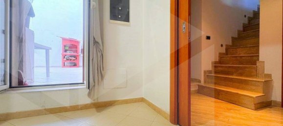 3 rooms House in Triggiano, Italy No. 24558 6