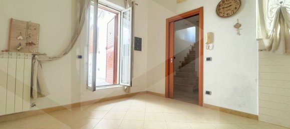 3 rooms House in Triggiano, Italy No. 24558 7