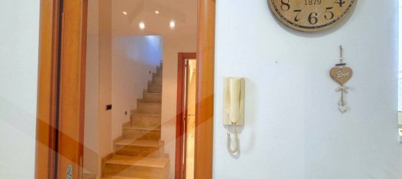 3 rooms House in Triggiano, Italy No. 24558 10