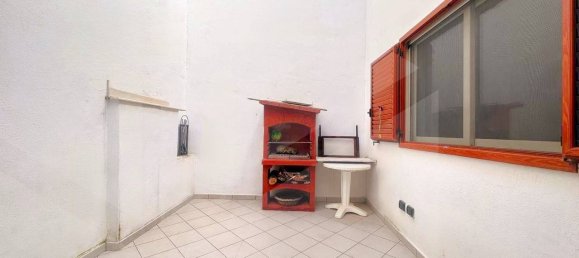 3 rooms House in Triggiano, Italy No. 24558 9