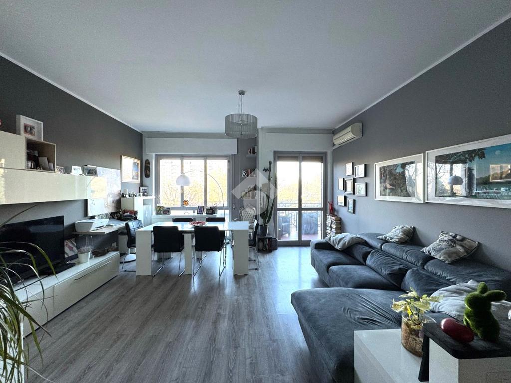 2 bedrooms Apartment in Corsico, Italy No. 65535