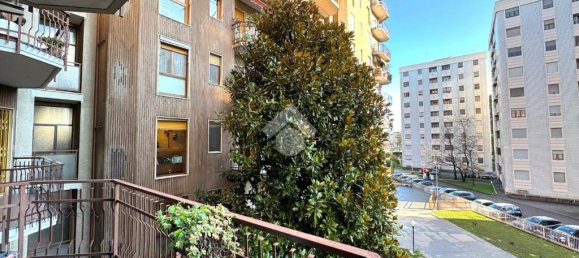 2 bedrooms Apartment in Corsico, Italy No. 65535 33