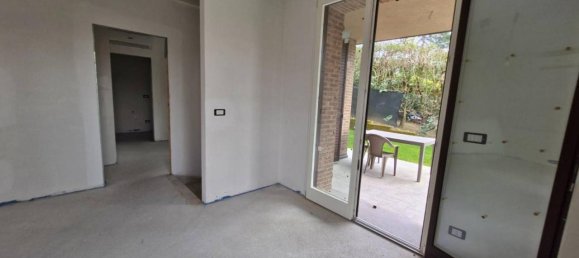 6 rooms Villa in San Lazzaro di Savena, Italy No. 35136 2