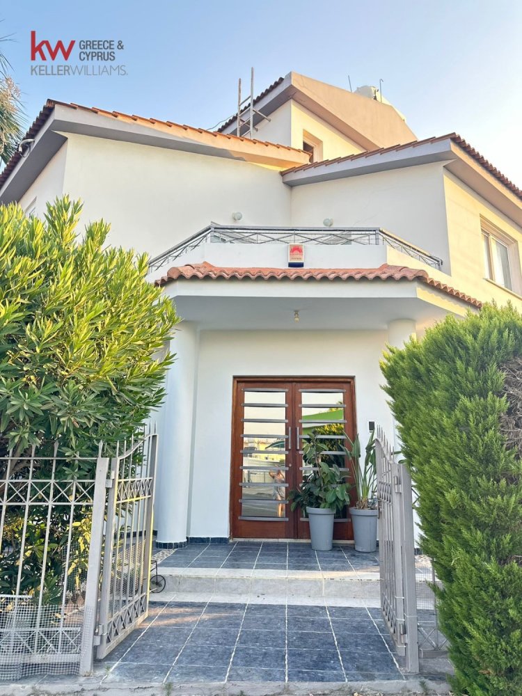 4 dormitorios adosado en venta en Strovolos, Nicosia, Cyprus № 26088