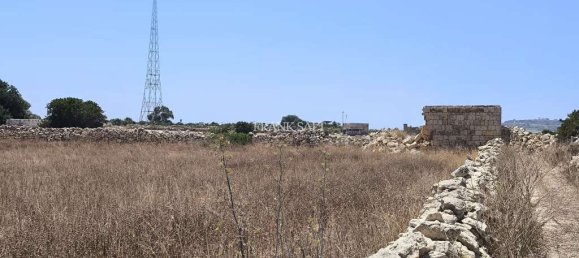 قطعة أرض في Siggiewi, Malta 1668متر مربع رقم 13482 7