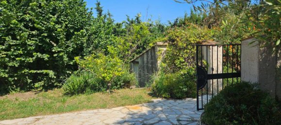 5 bedrooms Villa in Vence, France No. 328078 4