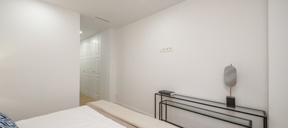 4 bedrooms Apartment in Madrid, Spain No. 126868 35