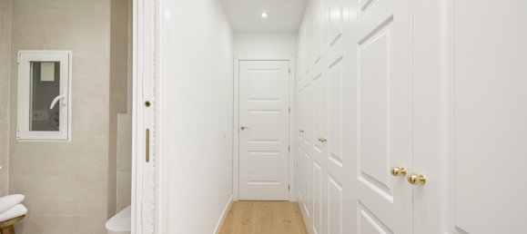 4 bedrooms Apartment in Madrid, Spain No. 126868 36