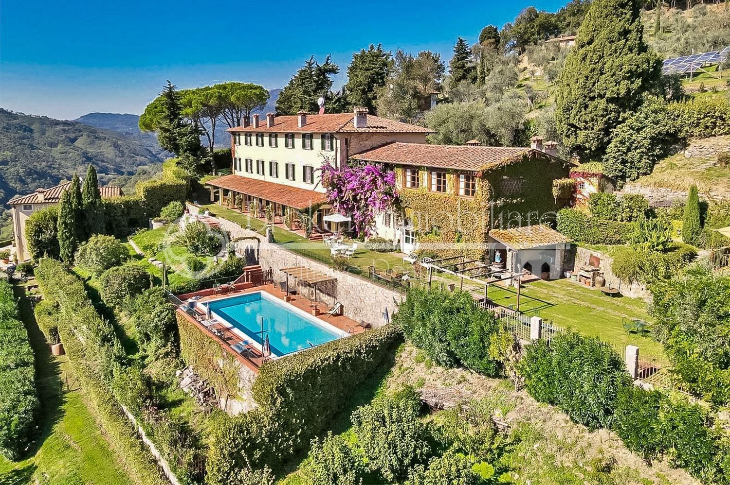 25-Zimmer Villa in Lucca, Italy, Nr. 50813