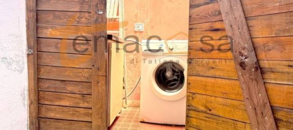 1 bedroom Apartment in Rome, Italy No. 294436 12