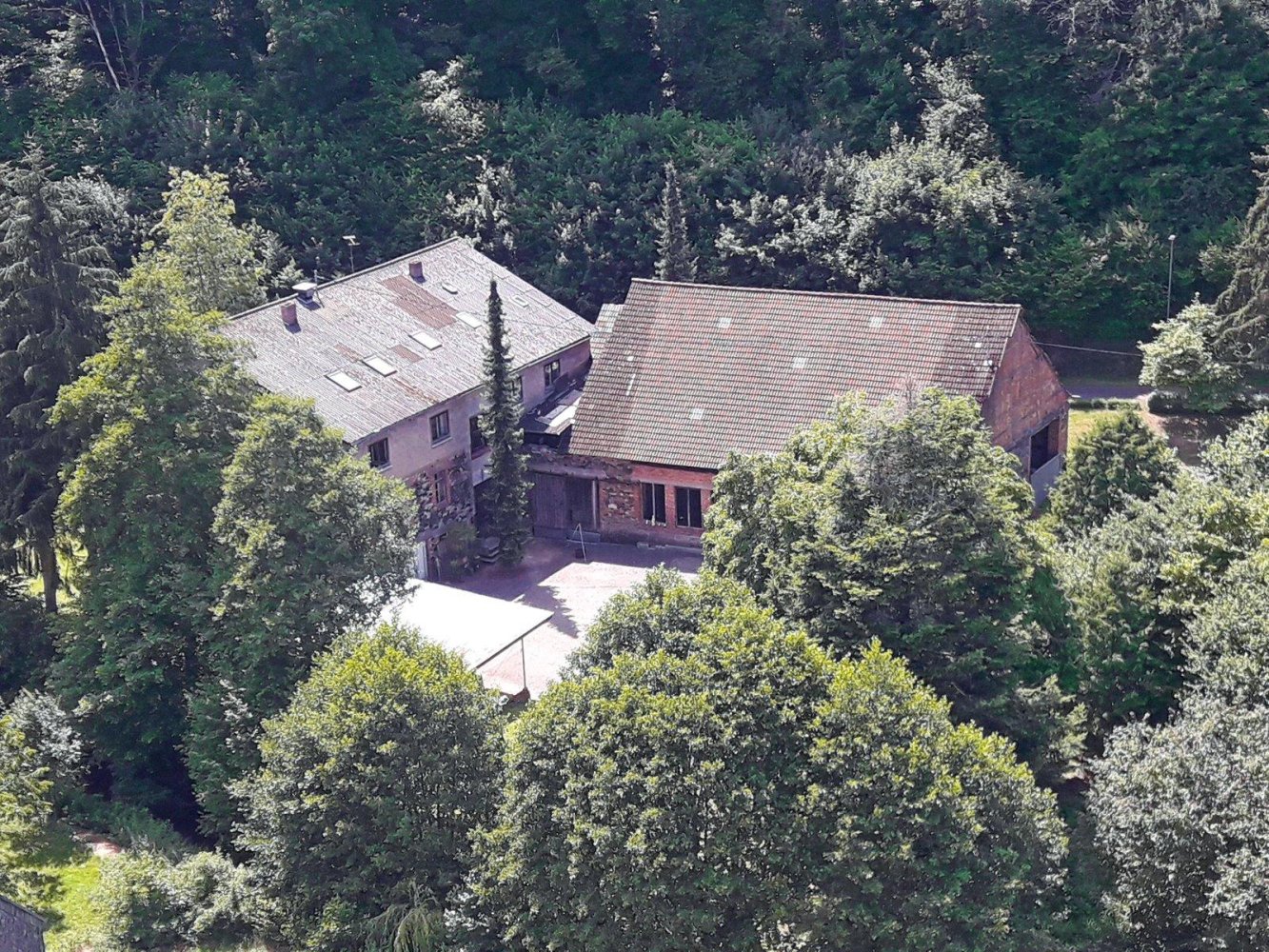 136m² Building in Birkenfeld, Germany No. 231709