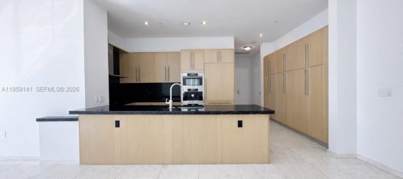 2 غرف نوم عقار تجاري في Miami, الولايات المتحدة رقم 614323 2