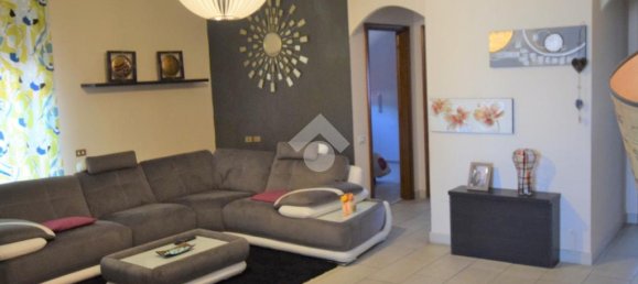 3 chambres Appartement à Cassina de' Pecchi, Italy No. 324779 2