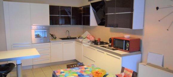 3 chambres Appartement à Cassina de' Pecchi, Italy No. 324779 5