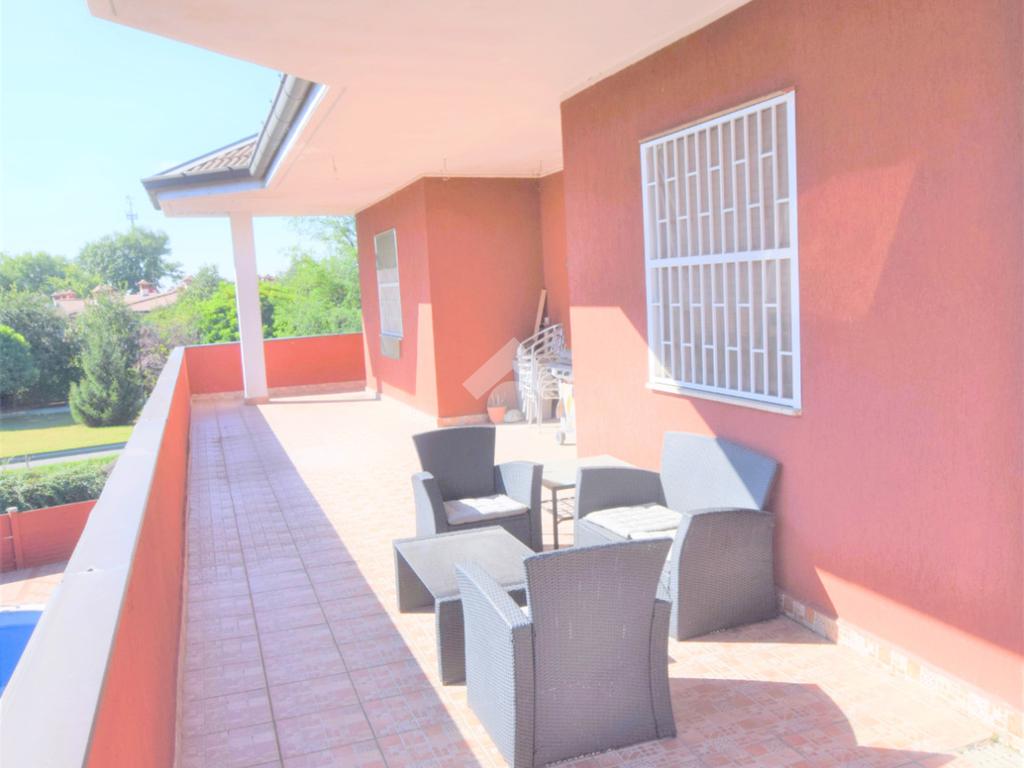 3 chambres Appartement à Cassina de' Pecchi, Italy No. 324779