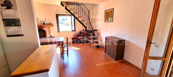 2 bedrooms House in Trevignano Romano, Italy No. 8709 25