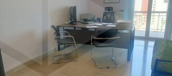 5 bedrooms Apartment in Bari, Italy No. 33910 12