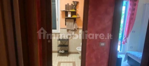 4 bedrooms Apartment in Follo, Italy No. 261793 14