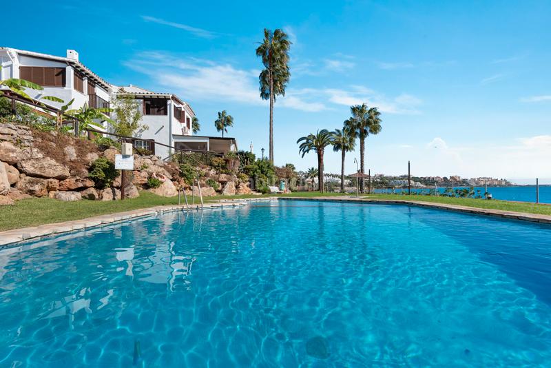 Таунхаус с 3 спальнями в Эстепона, Испания № 45779