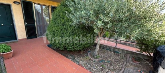 3 bedrooms House in Cerreto Guidi, Italy No. 361809 8