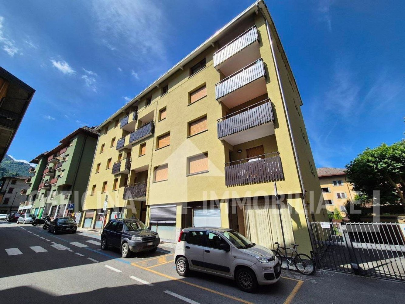 48m² Commercial property in Morbegno, Italy No. 267933