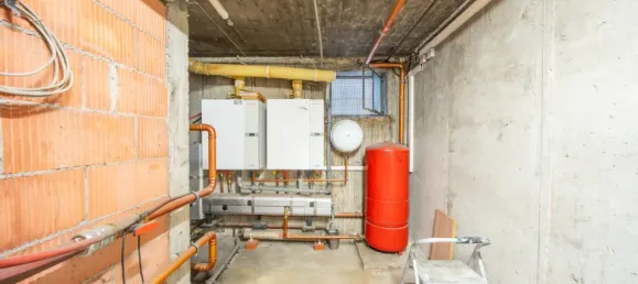 Edificio de 15 habitaciónes en Esslingen, Germany No. 81399 17