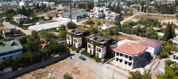 Villa 5+1 in Lara, Turkey No. 22993 10