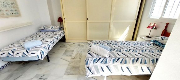 Adosado de 4 dormitorios en Fuengirola, Spain No. 147395 31