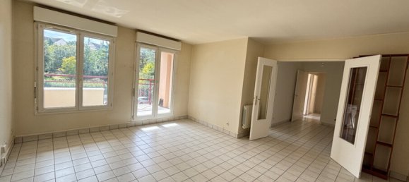 2 Schlafzimmer Wohnung in Massy, France, Nr. 318734 2