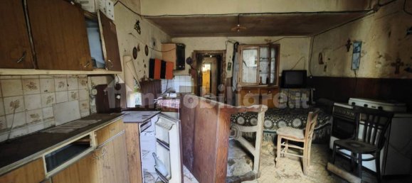 3 rooms Apartment in Serino, Italy No. 114211 15