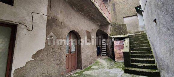 3 rooms Apartment in Serino, Italy No. 114211 4