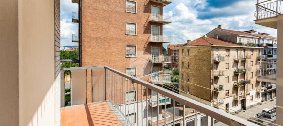 4 rooms Apartment in Turin, Italy No. 134675 34